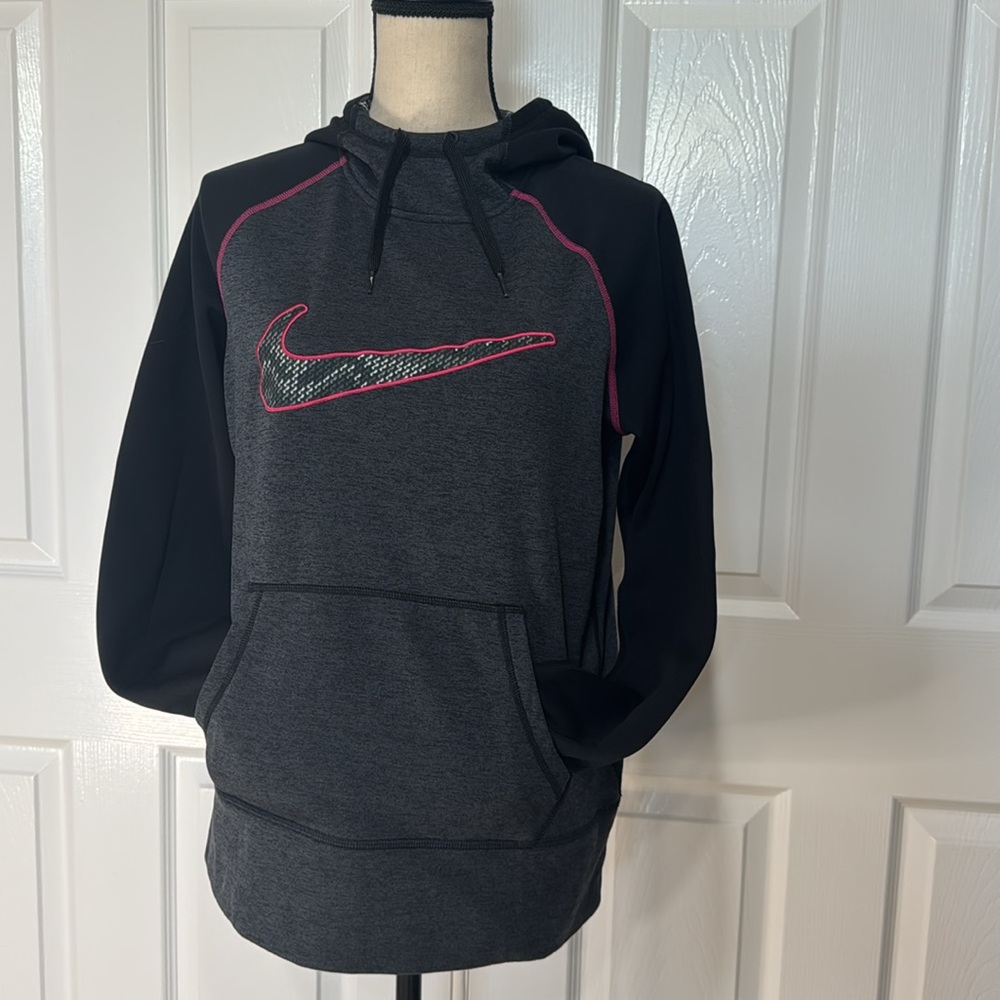 Nike Womens Therma Fit Pullover Pink & Gray Hoodie Running Athletic Athleisure M